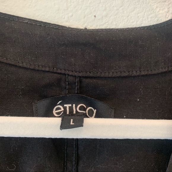 Ética Luz V-Neck Shift Dress - Picture 5 of 6